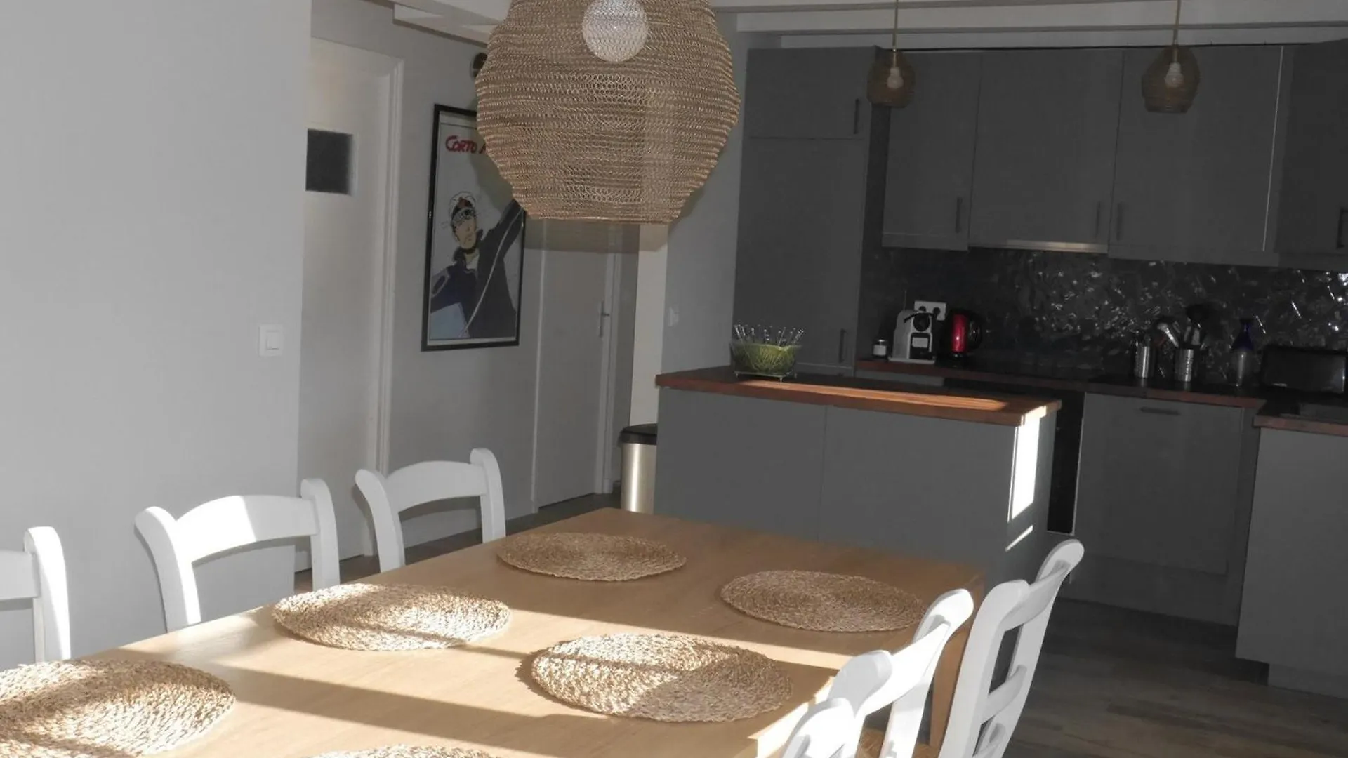 Holiday home Longere Renovee Proche Palais Avec Jardin, 5 Chambres, 3 Salles De Bain, Wifi, Ideale Famille - Fr-1-418-179